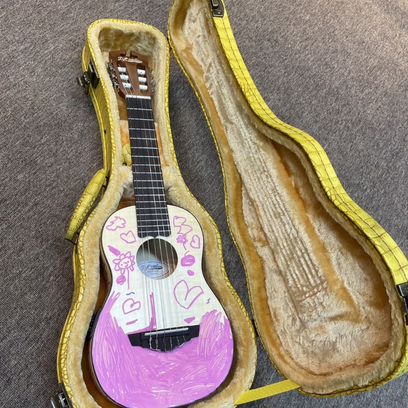 Caja de ukelele de cuero de 26 - Musical Instrument Box reseña y precio